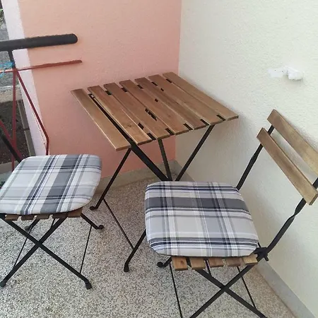 Sobe-apartman Rusevac 2* Sukošan